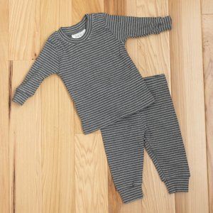 Mebie Baby - Ribbed Two-piece Cozy Set in White/Black Stripes (0-3 months)